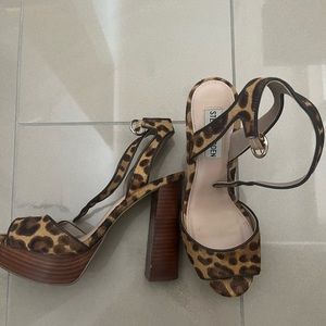 Steve Madden real cow hair leopard print heels with ankle clasp - worn once